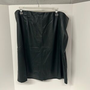 Eloquii Size 26 Color Black Forest Skirt NWT